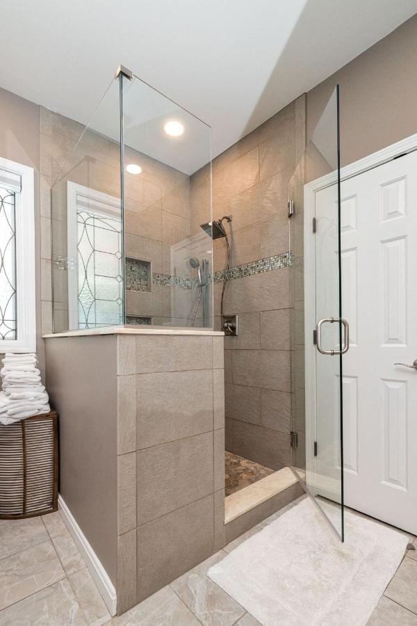 Beautiful 4 Bedroom 4.5 Bath, Executive W In Ground Pool & Handicap Accessible!